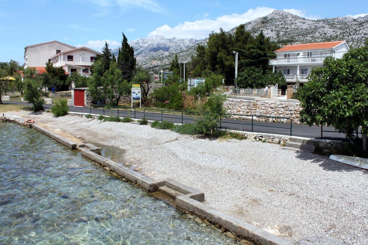 Apartments With A Parking Space Starigrad, Paklenica - 6618 Eksteriør billede
