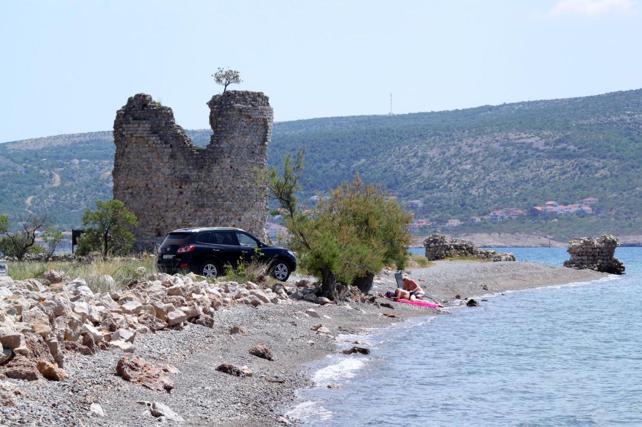 Apartments With A Parking Space Starigrad, Paklenica - 6618 Eksteriør billede